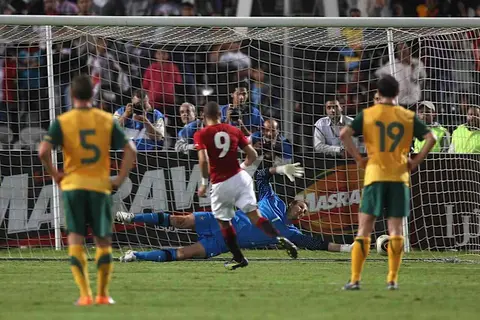 قبل صدام المونديال.. تقارير أسترالية تفتح ملفًا مثيرًا عن لقاء مصر وأستراليا في 2010